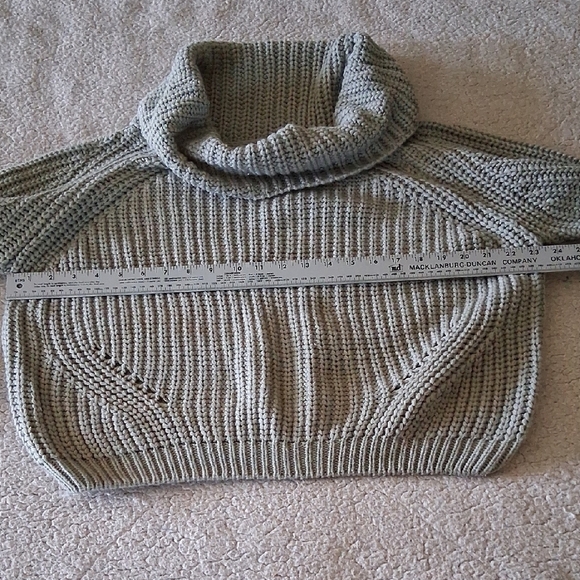 Moon & Madison Light Gray Cowl Neck Sweater - Picture 4 of 6
